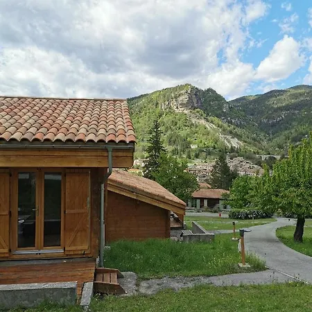 Le Pre Martin, Village De Chalets * Annot